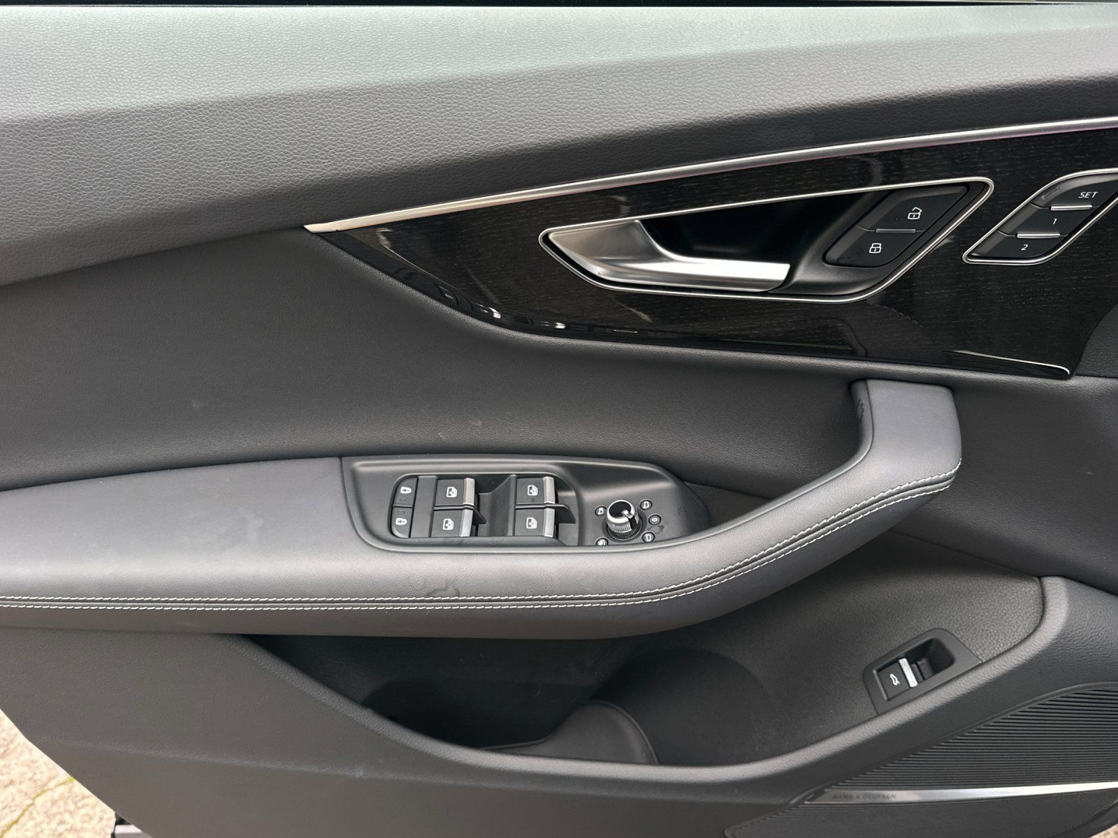 used 2025 Audi Q7 car, priced at $62,990