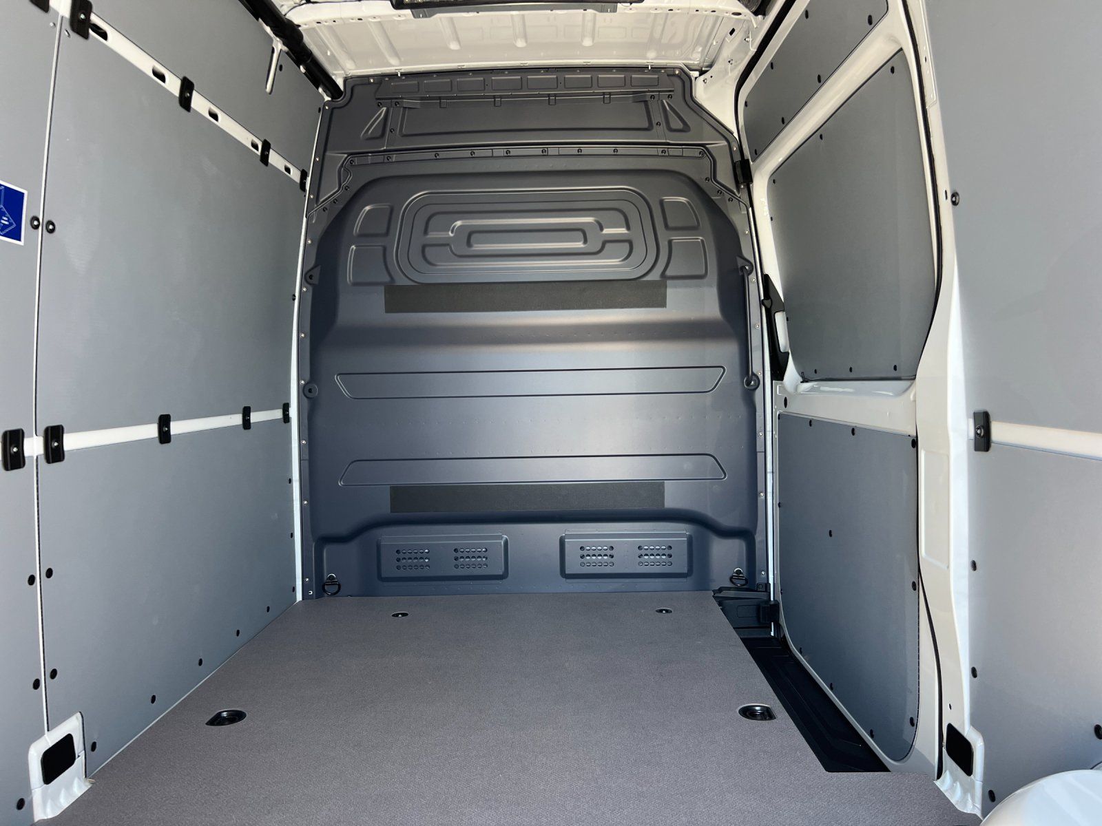 new 2025 Mercedes-Benz Sprinter 2500 car