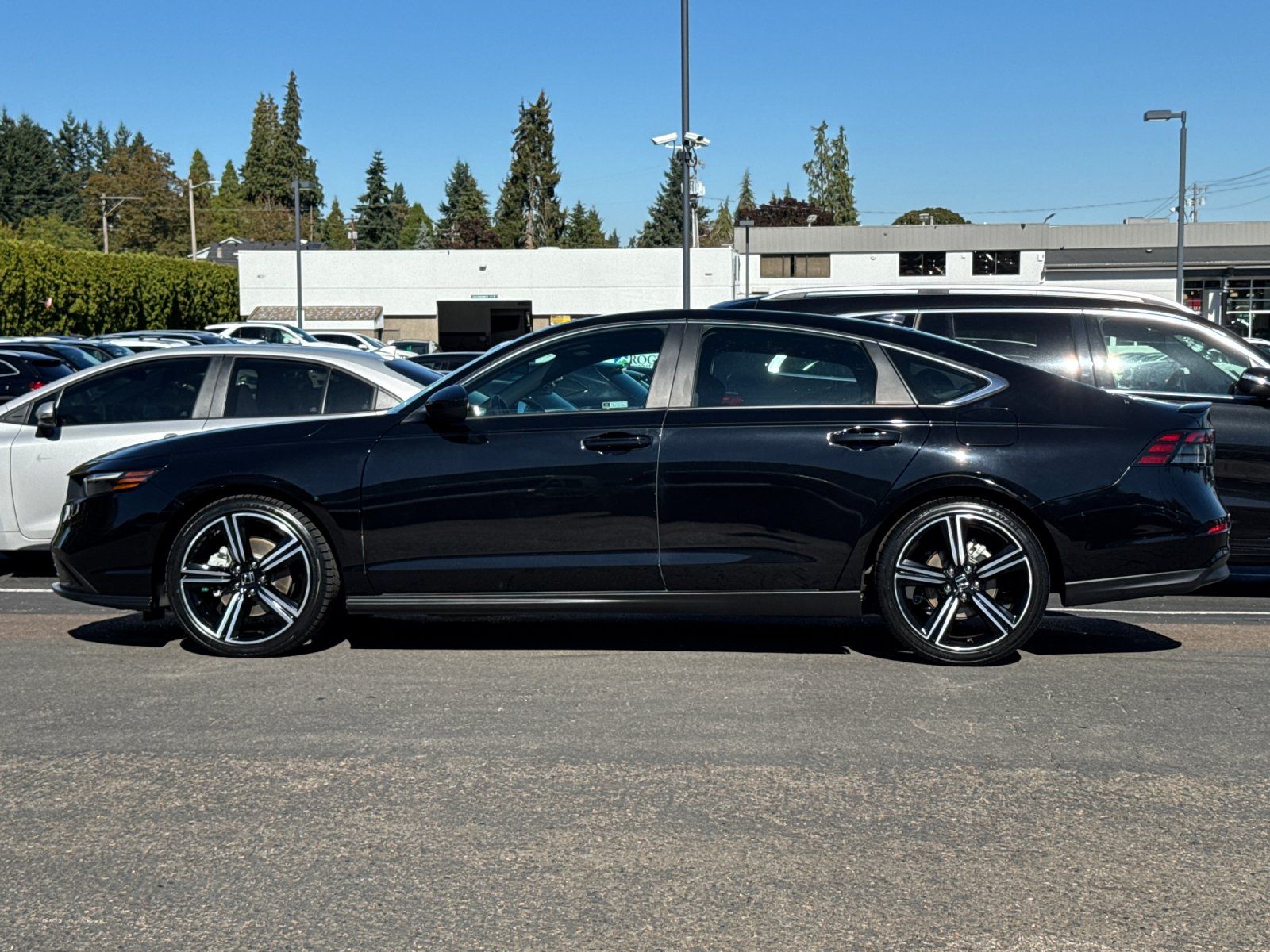 used 2024 Honda Accord Hybrid car, priced at $27,498
