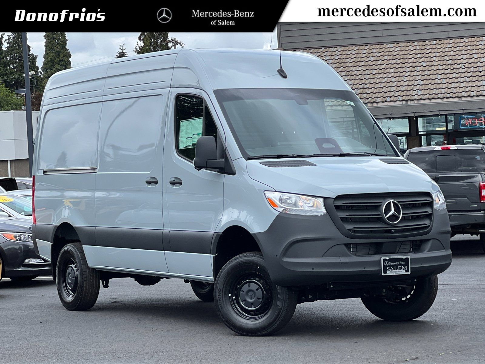 new 2025 Mercedes-Benz Sprinter 2500 car
