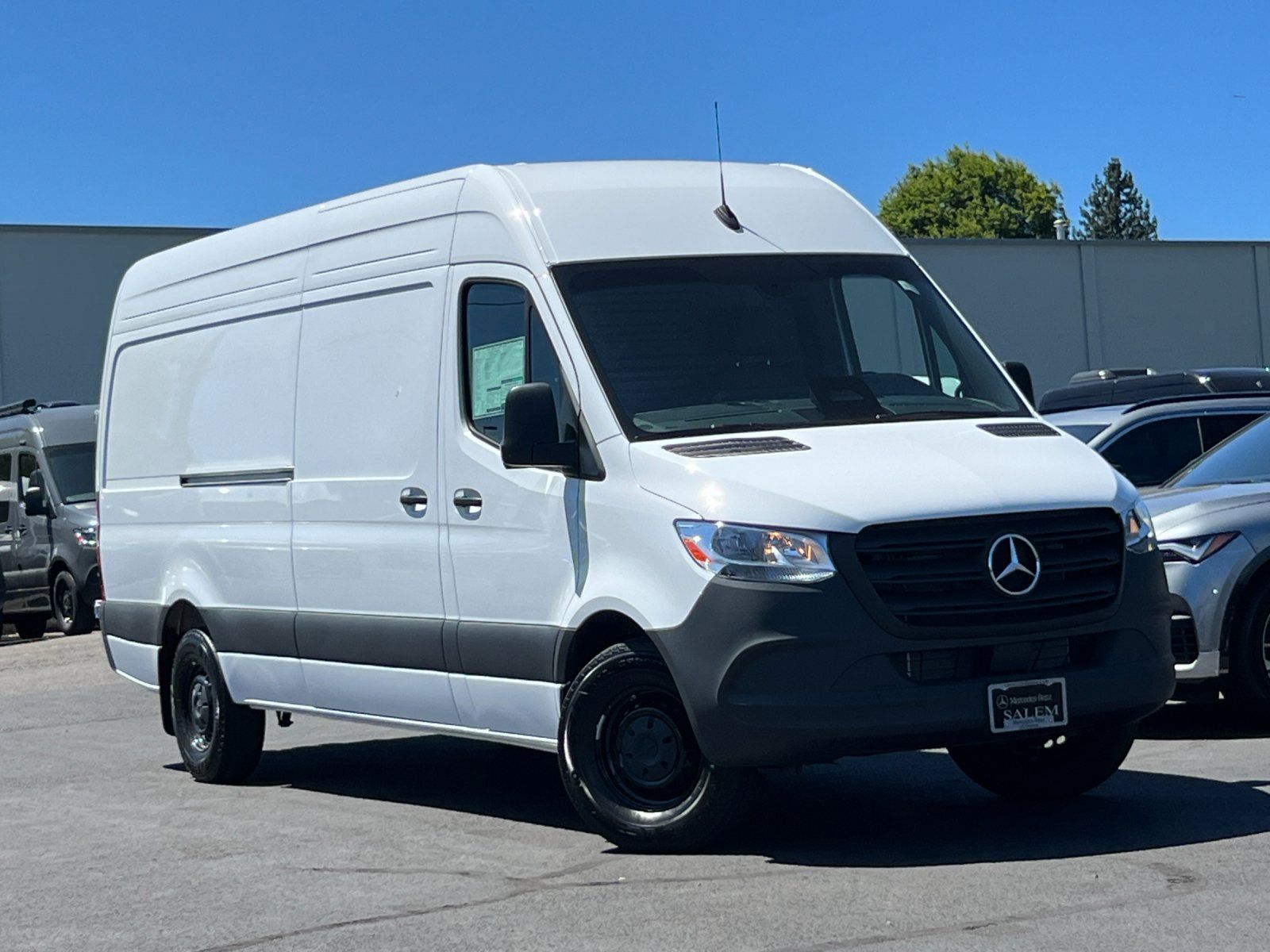 new 2025 Mercedes-Benz Sprinter 2500 car