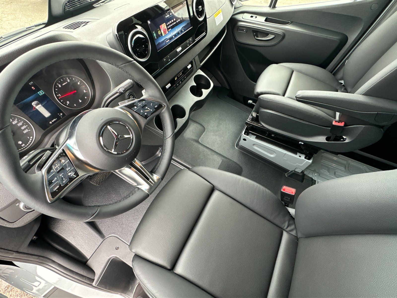 new 2025 Mercedes-Benz Sprinter 2500 car