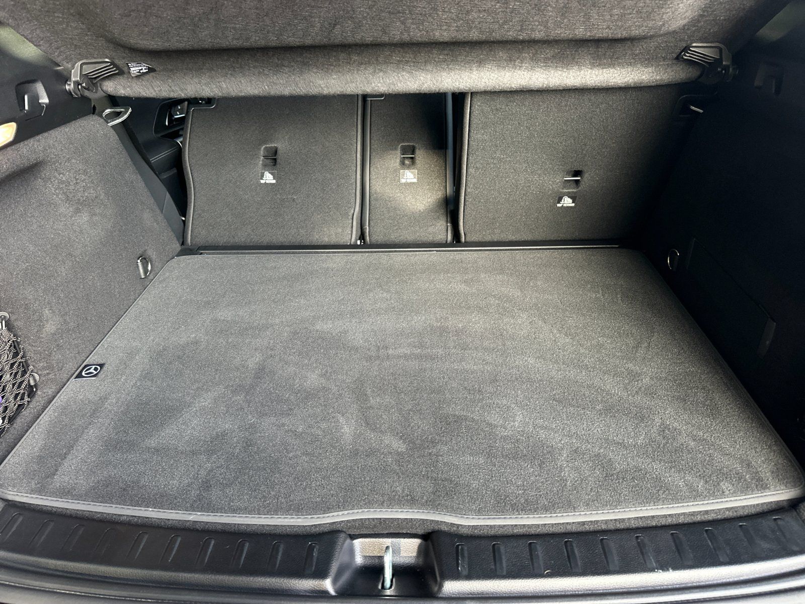 used 2025 Mercedes-Benz GLA car, priced at $39,998