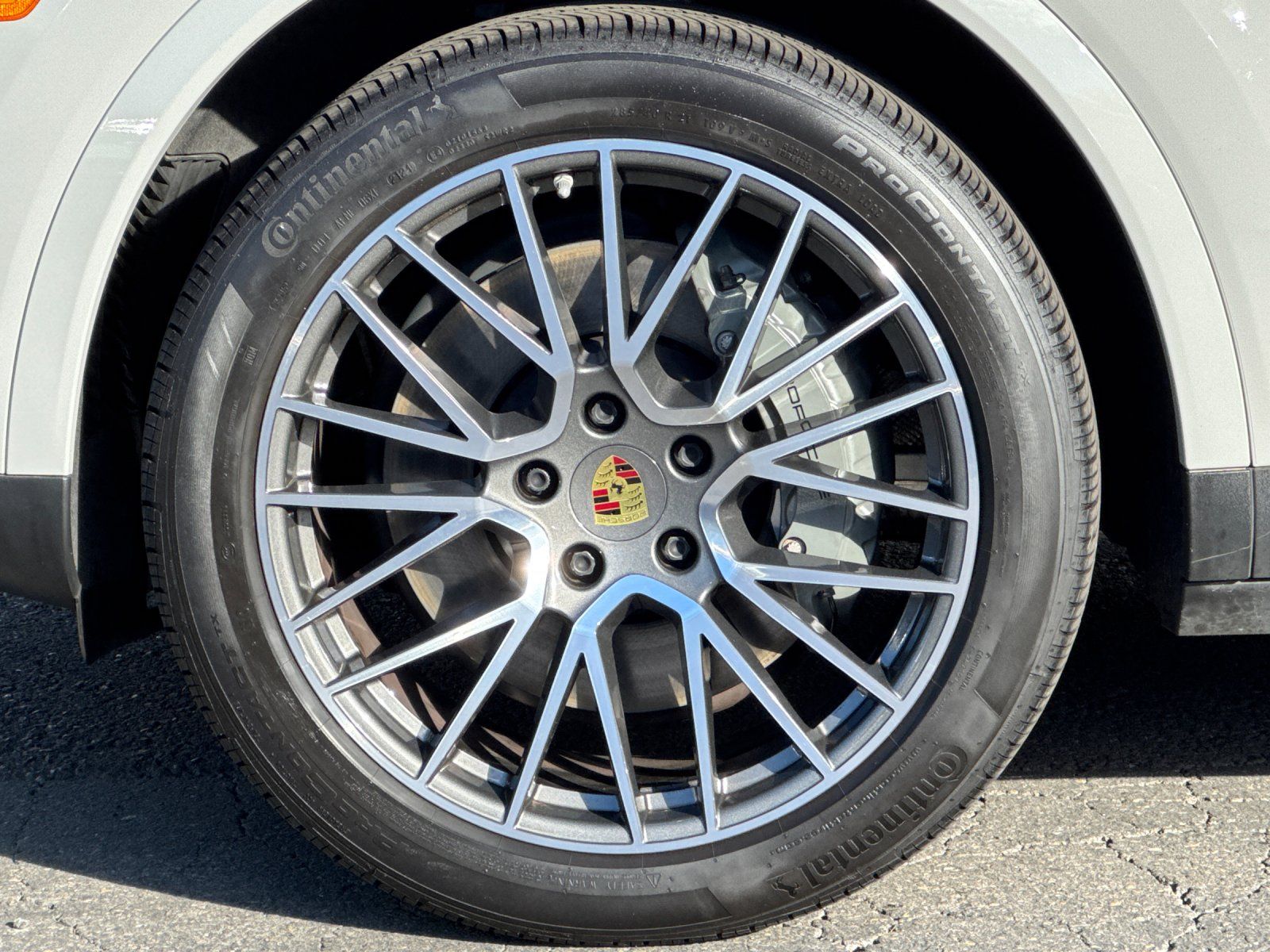 used 2021 Porsche Cayenne car, priced at $53,998