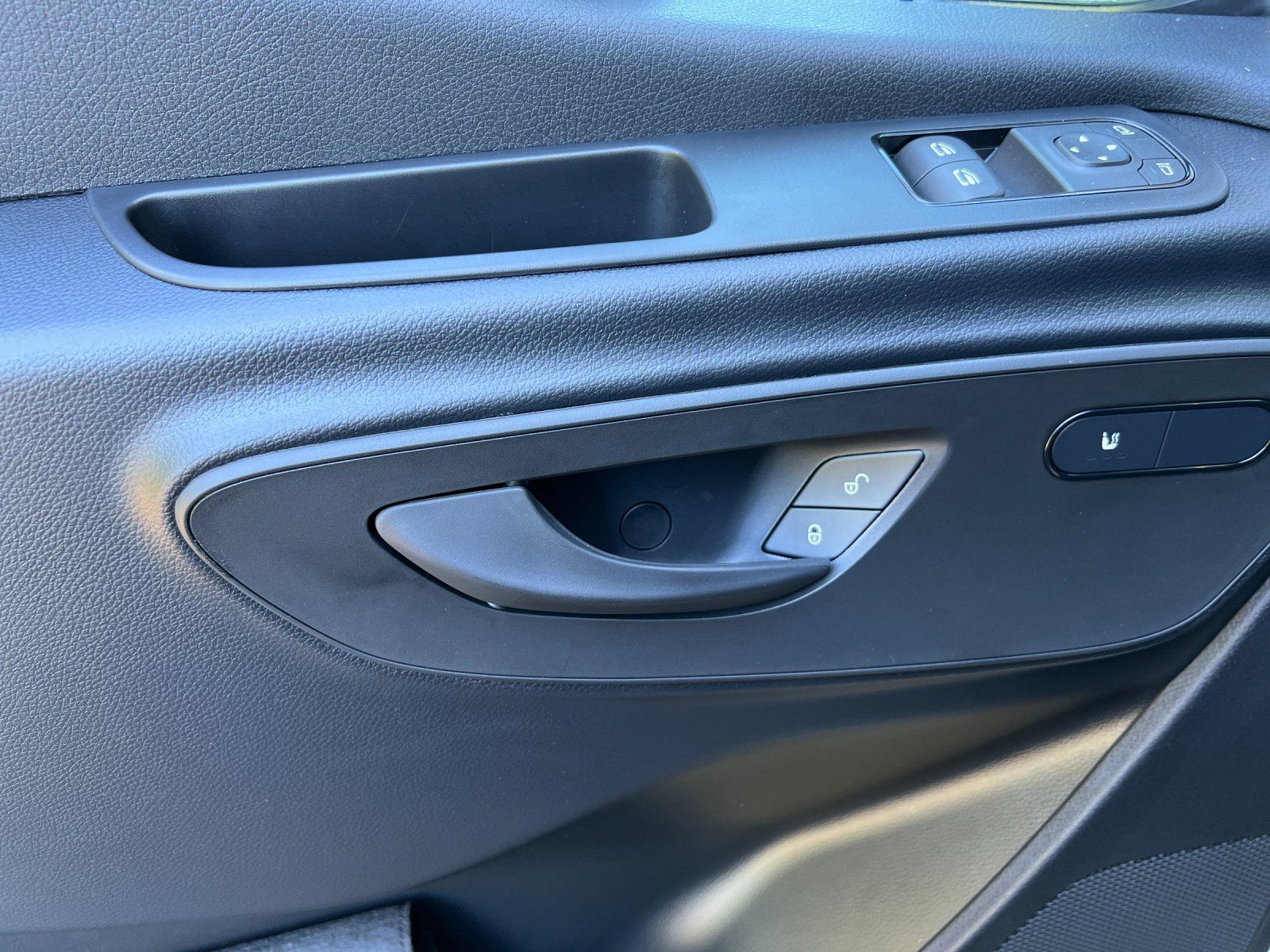 new 2025 Mercedes-Benz Sprinter 2500 car