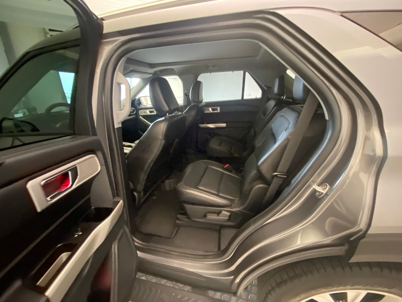 used 2021 Ford Explorer car, priced at $30,991