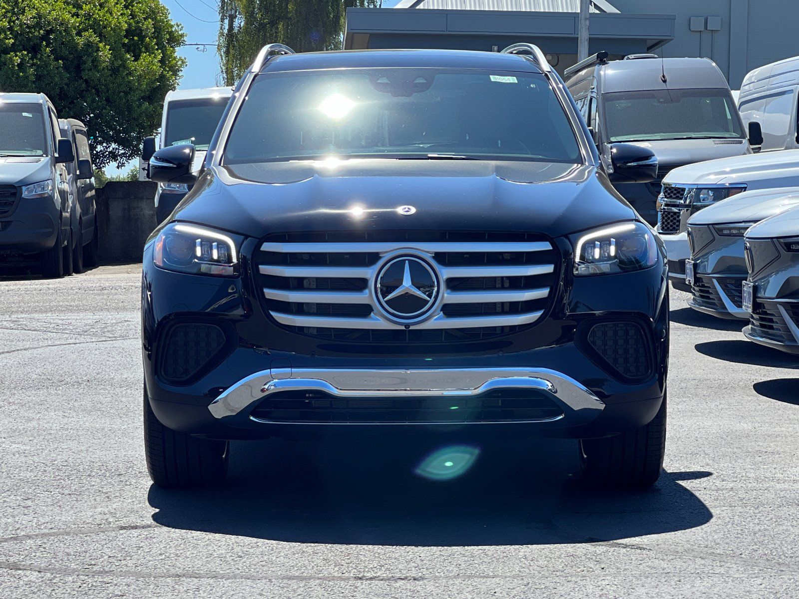 new 2025 Mercedes-Benz GLS car