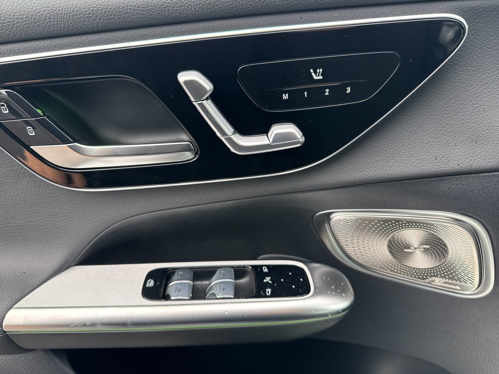 new 2025 Mercedes-Benz GLC car