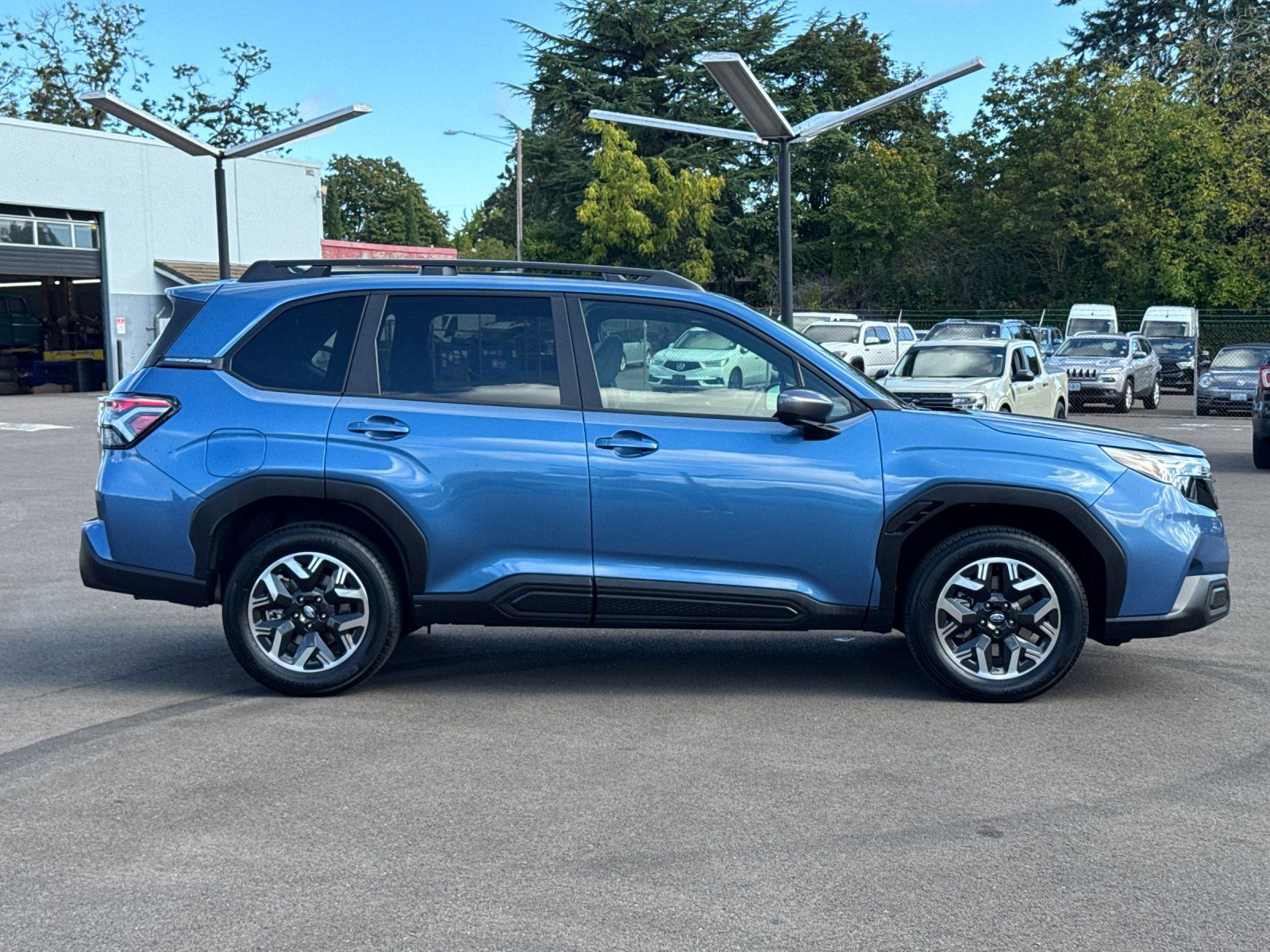 used 2025 Subaru Forester car, priced at $27,998