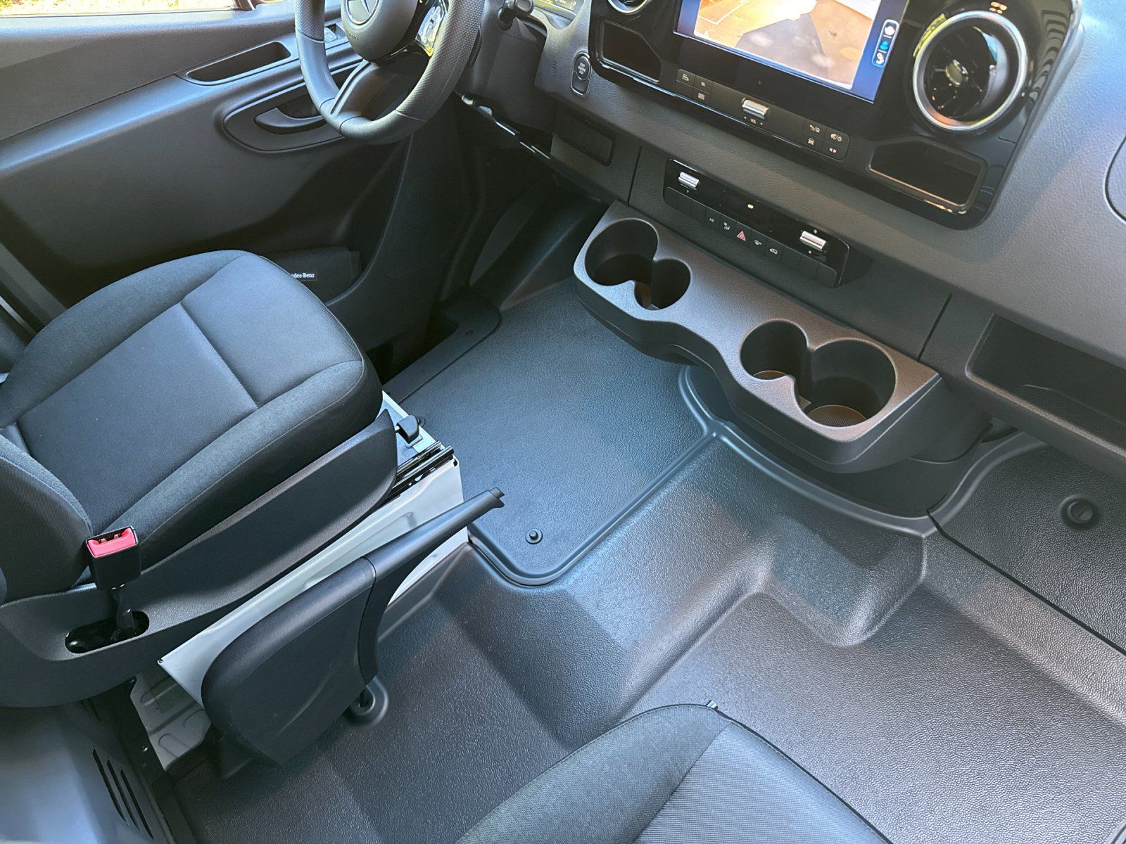 new 2025 Mercedes-Benz Sprinter 2500 car