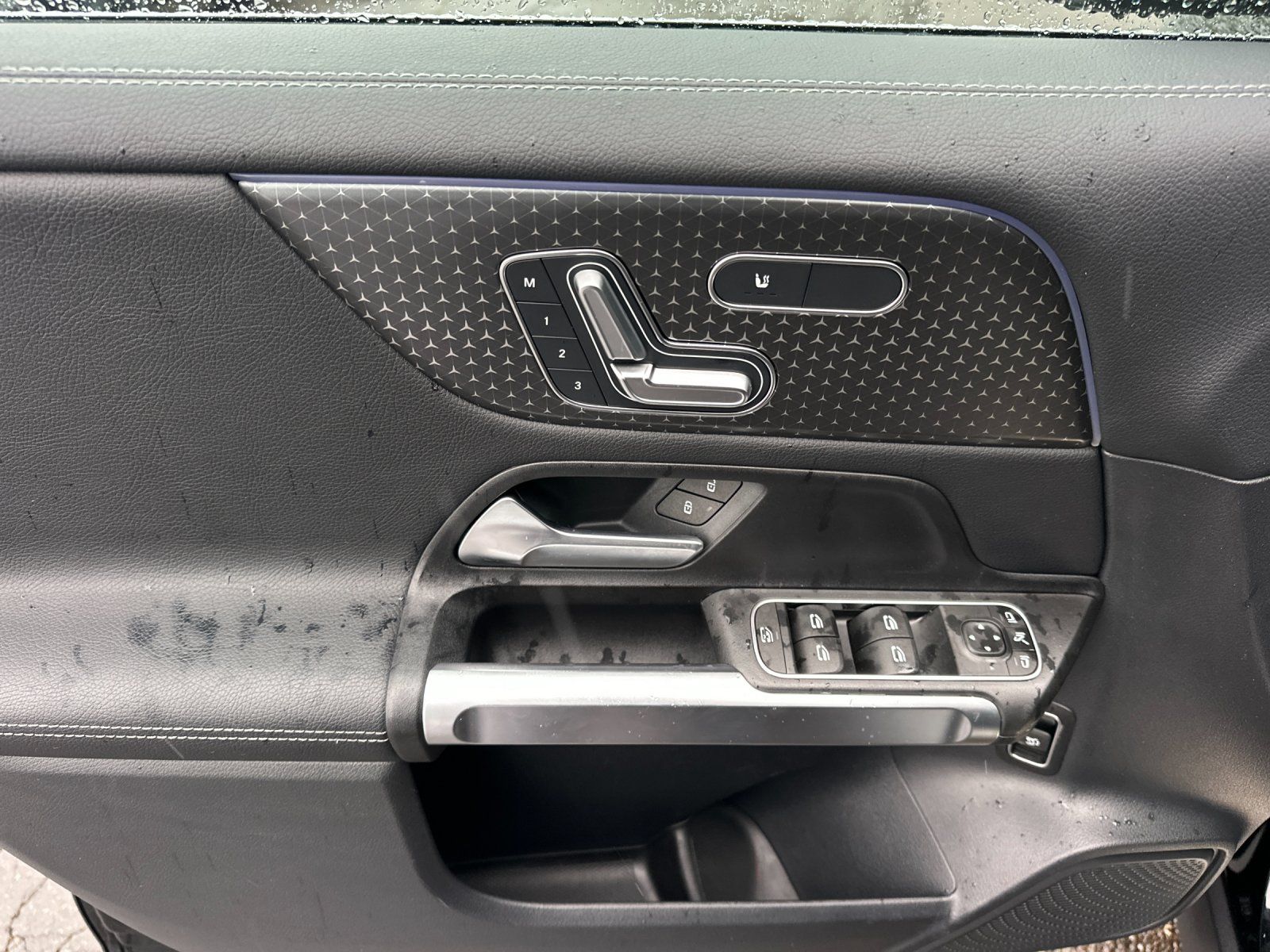 used 2025 Mercedes-Benz GLB car, priced at $41,998