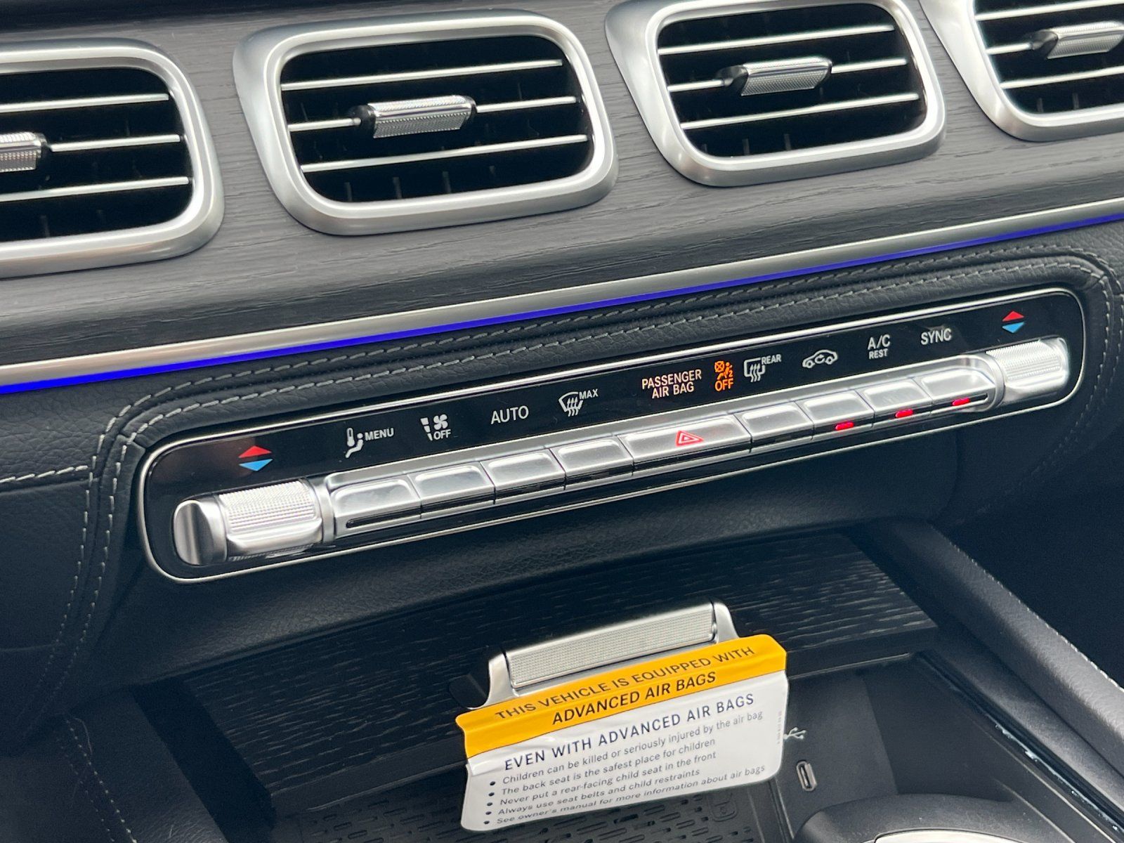 new 2025 Mercedes-Benz GLE car