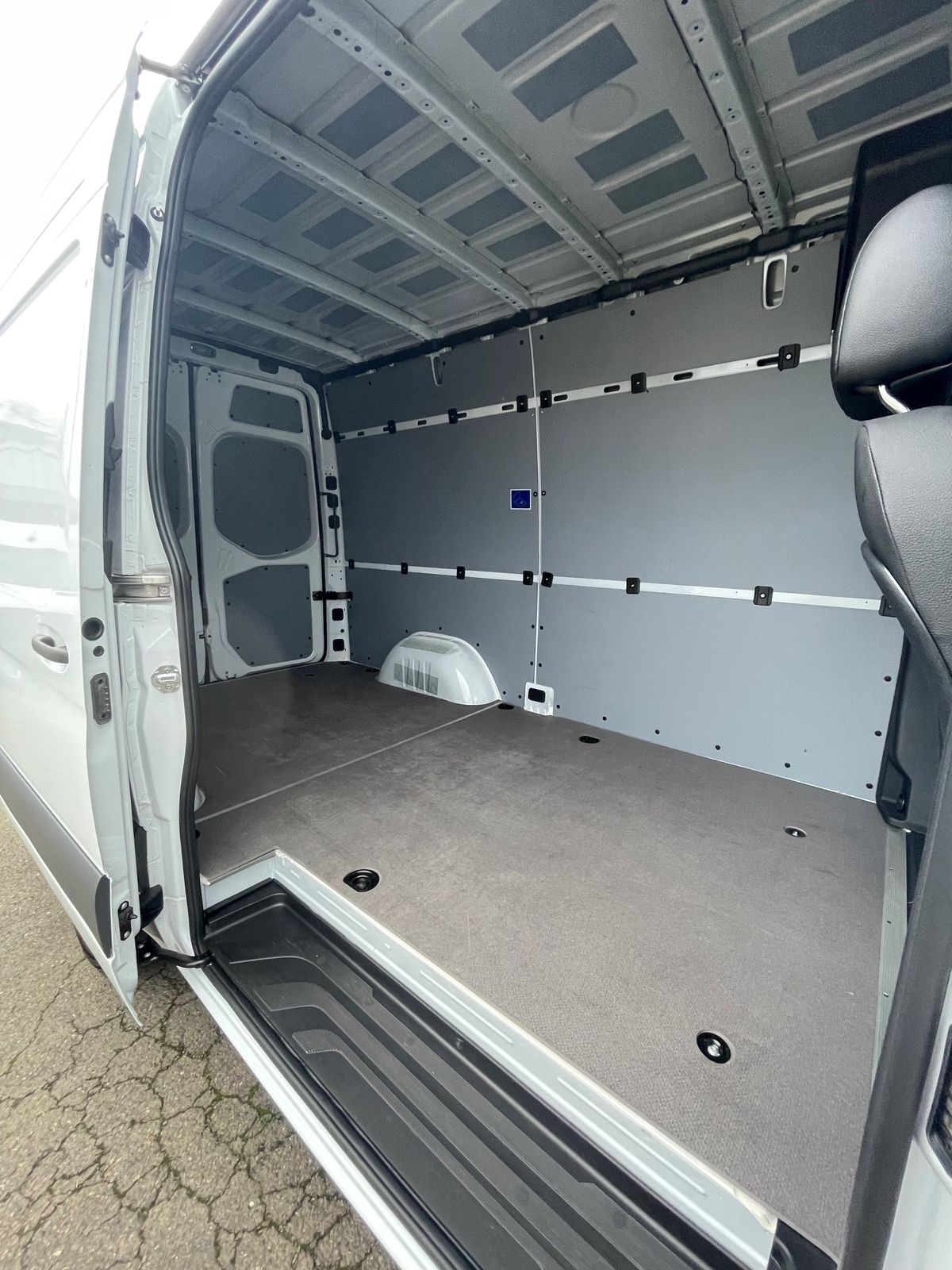 used 2025 Mercedes-Benz Sprinter 2500 car