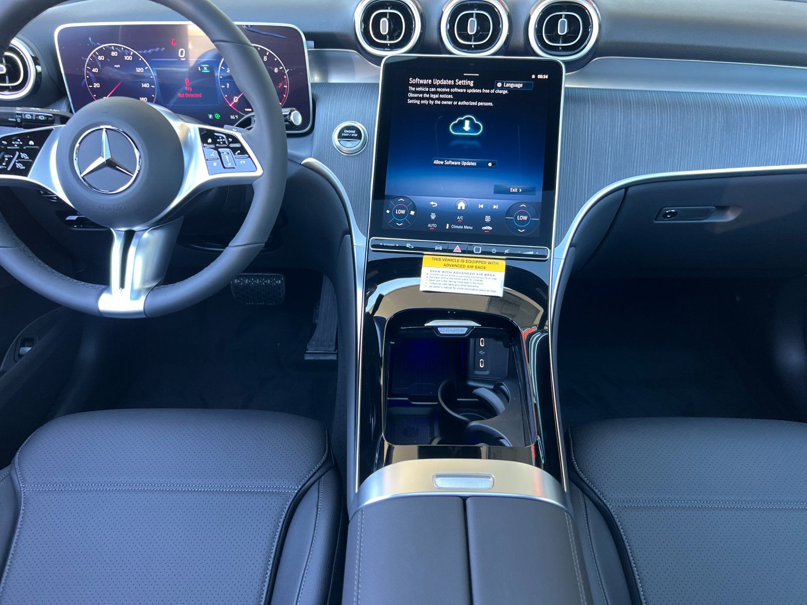 used 2025 Mercedes-Benz GLC car