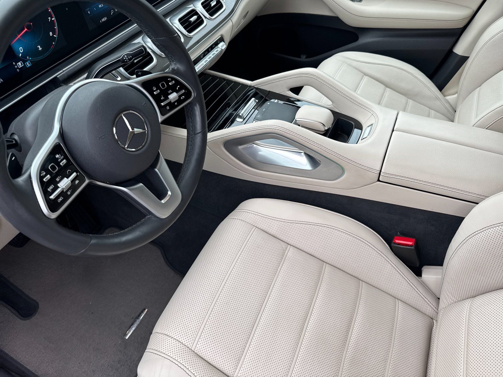 used 2020 Mercedes-Benz GLE car, priced at $34,998