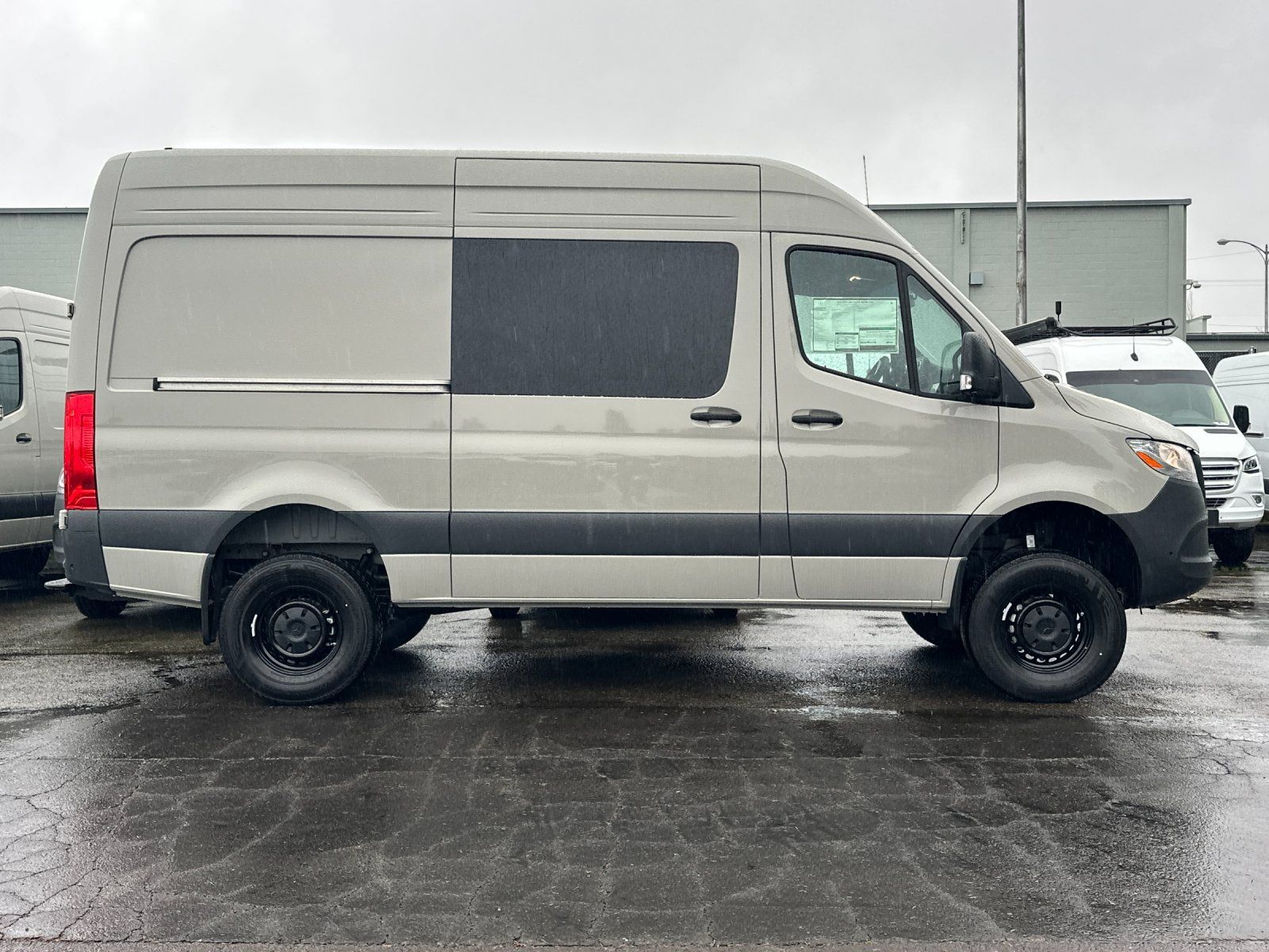 new 2026 Mercedes-Benz Sprinter 2500 car