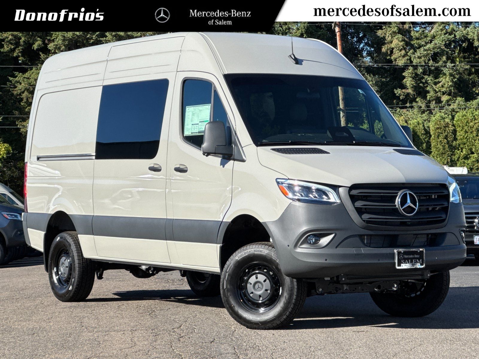 new 2025 Mercedes-Benz Sprinter 2500 car