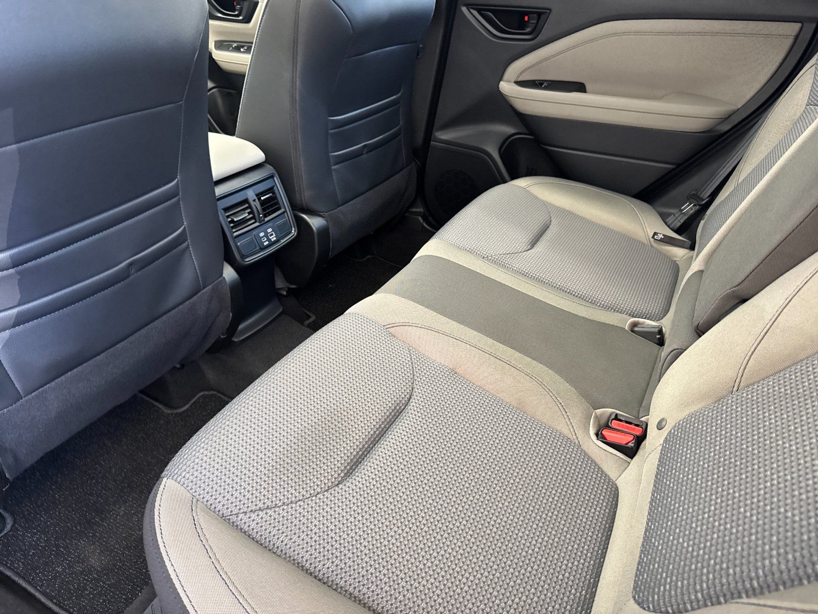 used 2025 Subaru Forester car, priced at $27,998