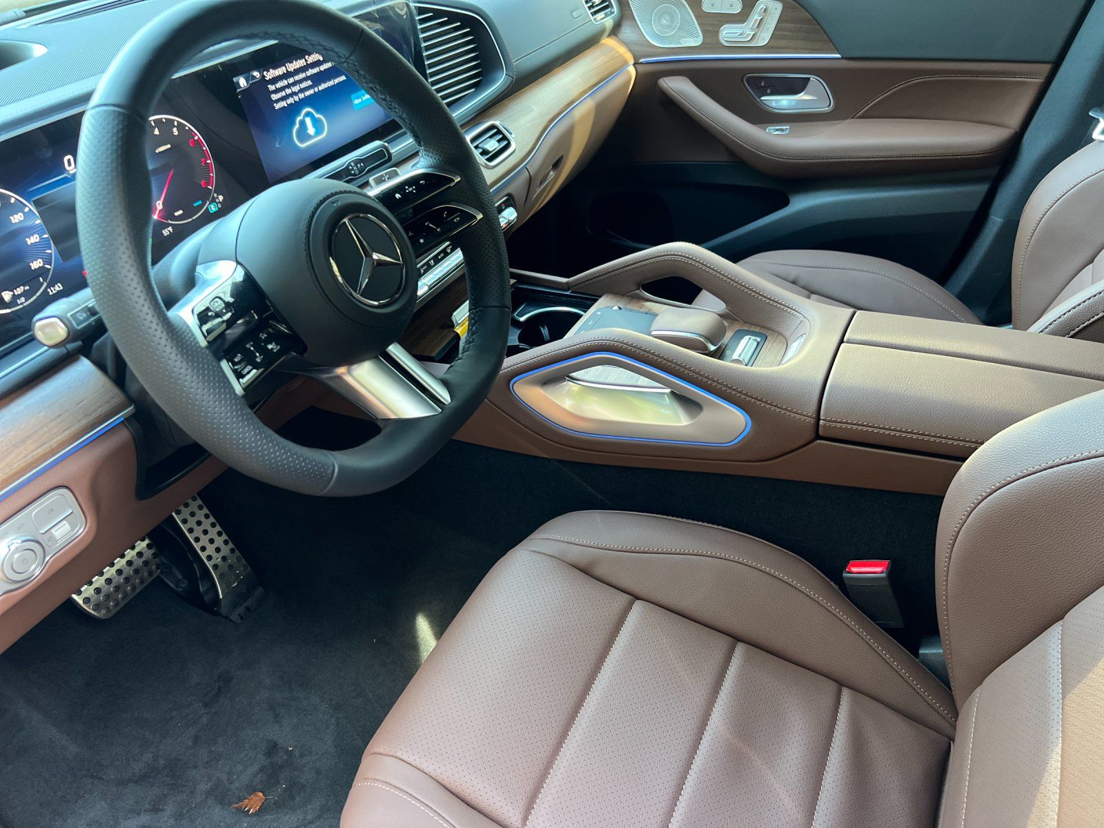 new 2025 Mercedes-Benz GLS car