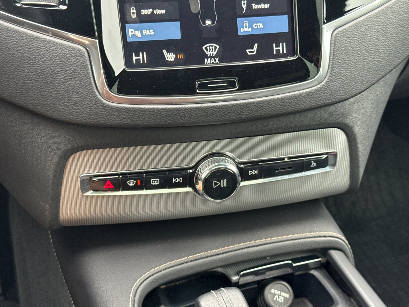 used 2022 Volvo XC90 Recharge Plug-In Hybrid car, priced at $45,998