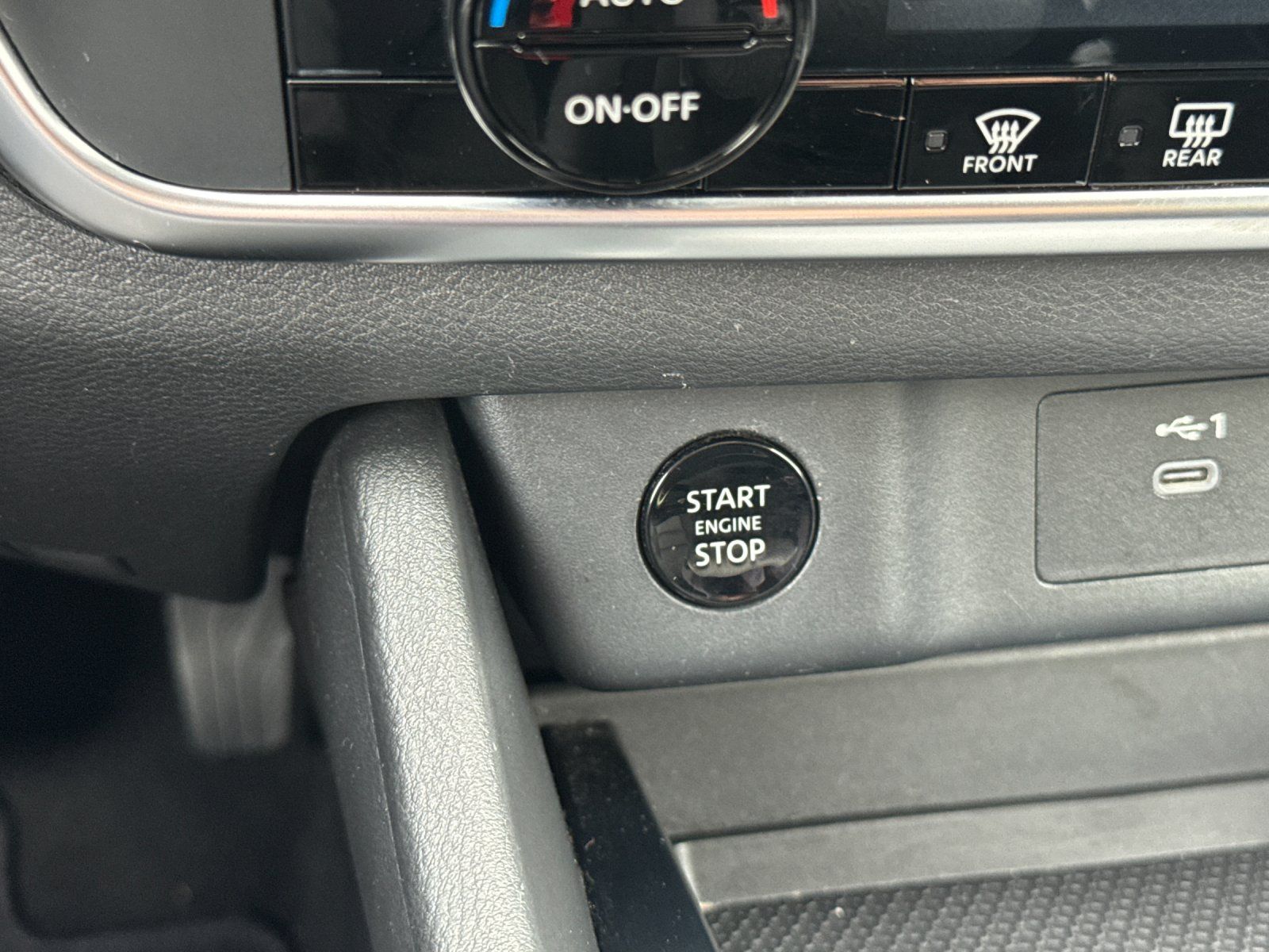 used 2024 Nissan Rogue car, priced at $21,998