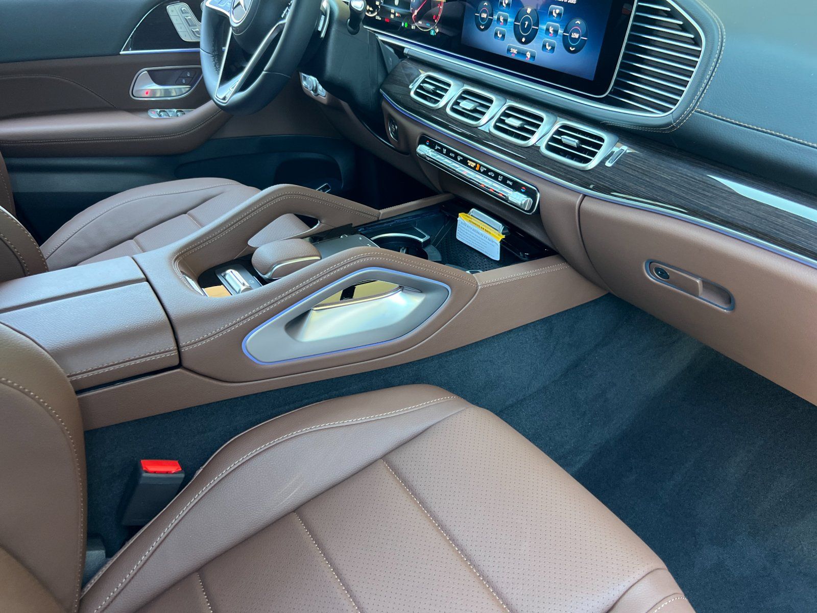 new 2025 Mercedes-Benz GLS car