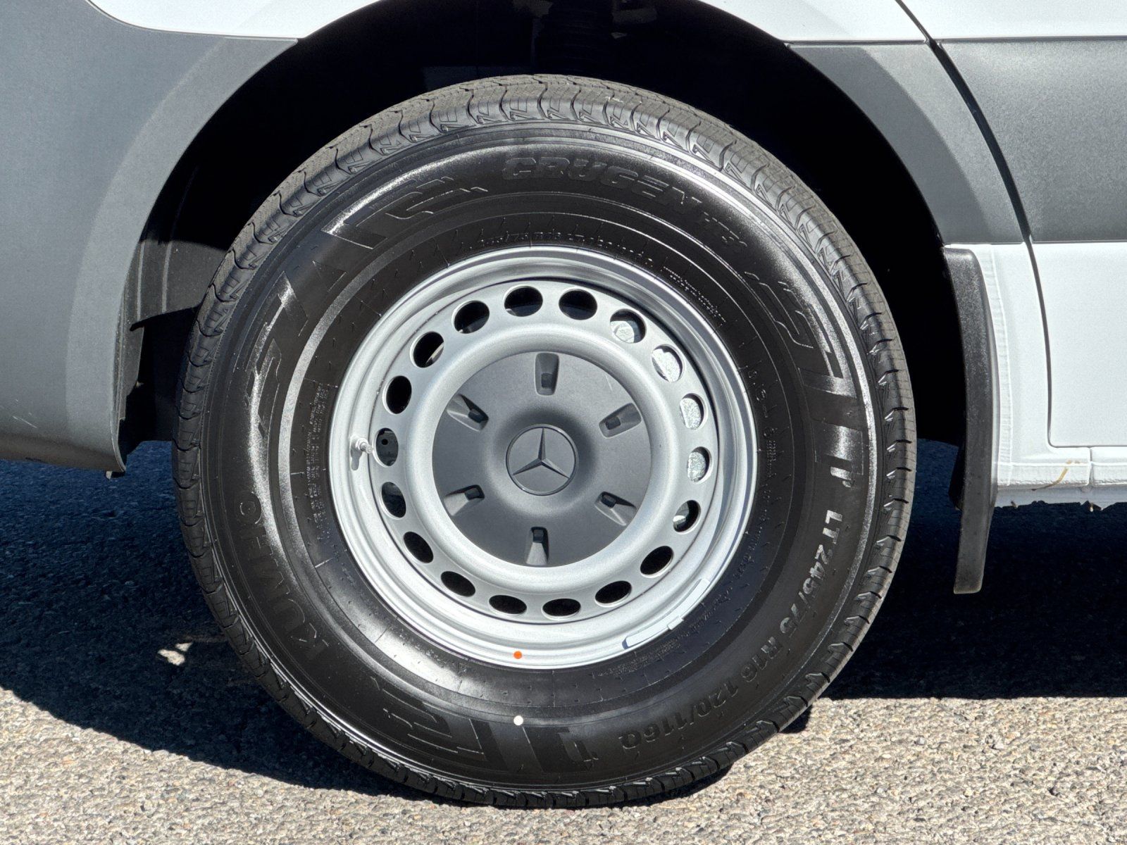 new 2025 Mercedes-Benz Sprinter 2500 car