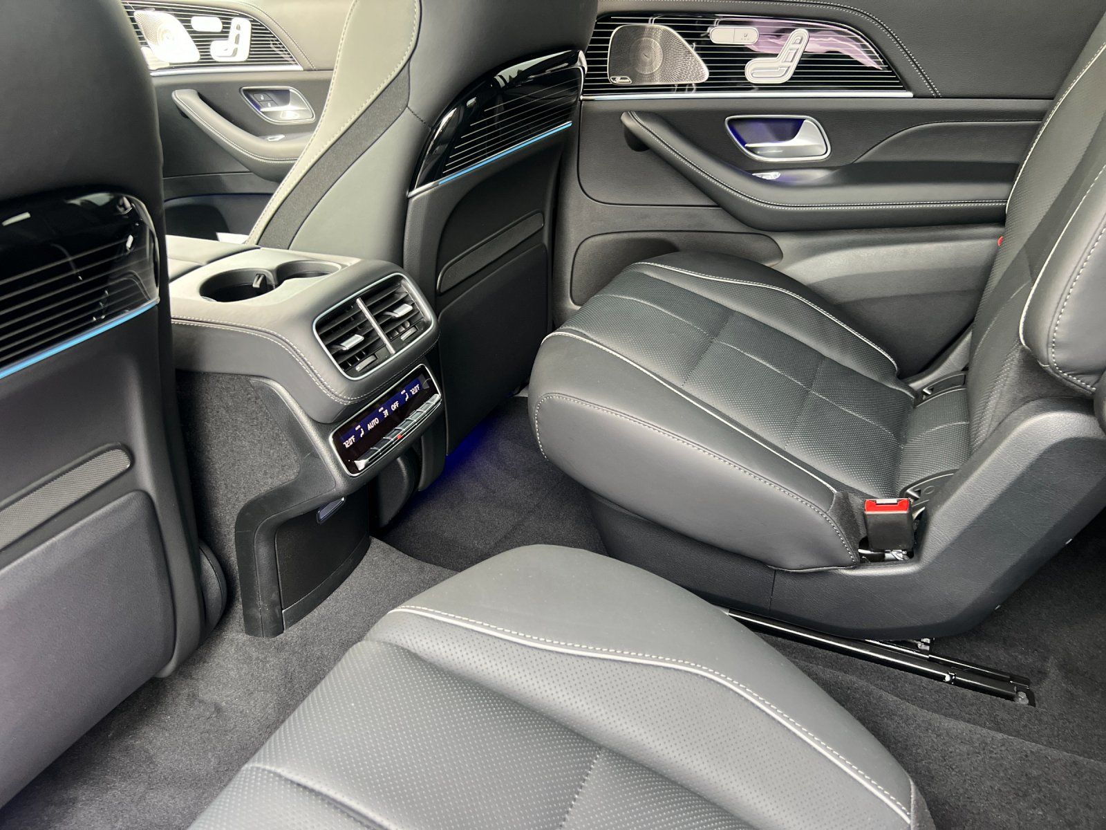 used 2024 Mercedes-Benz GLS car, priced at $92,898