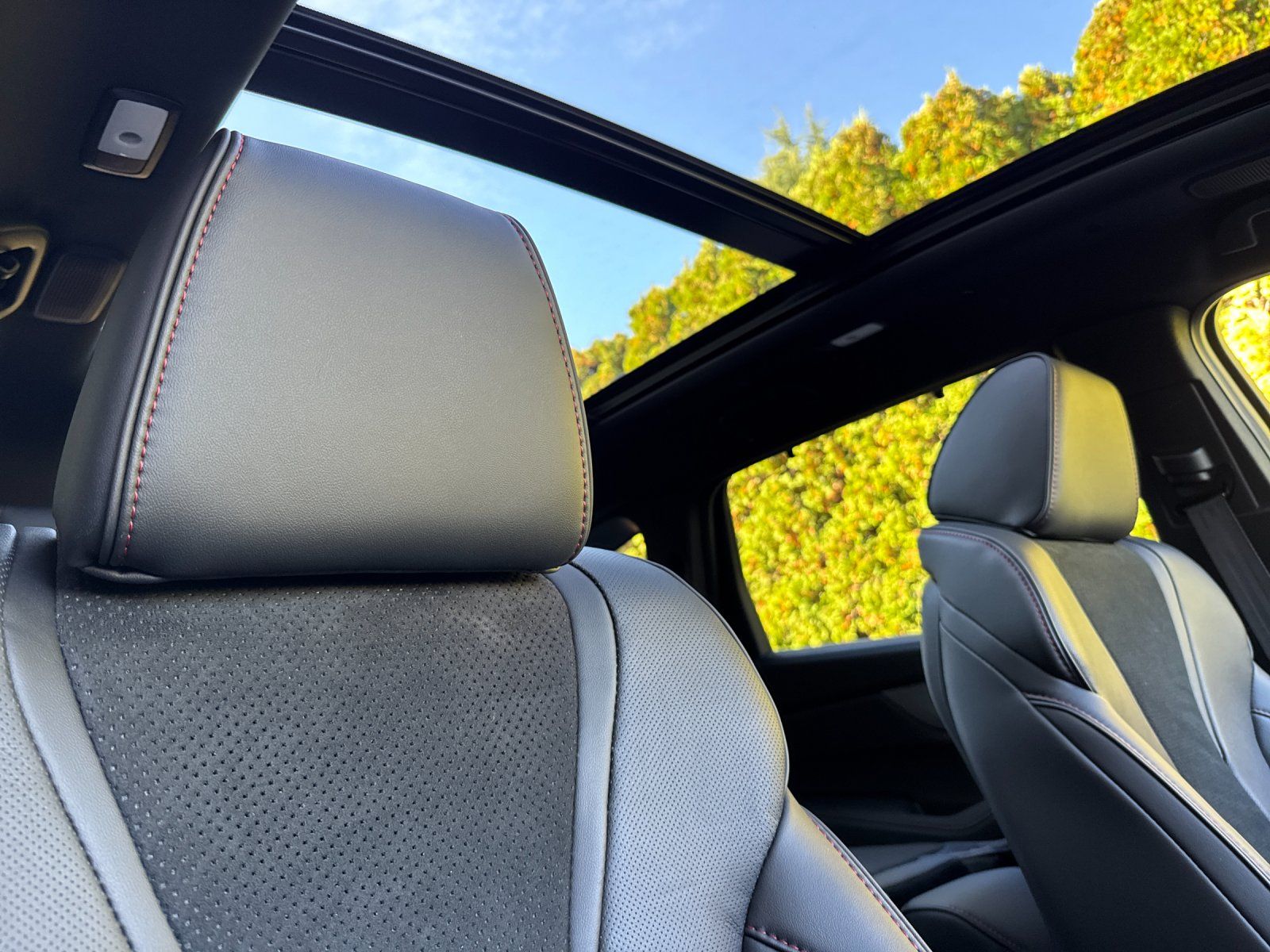 used 2025 Acura MDX car, priced at $55,498