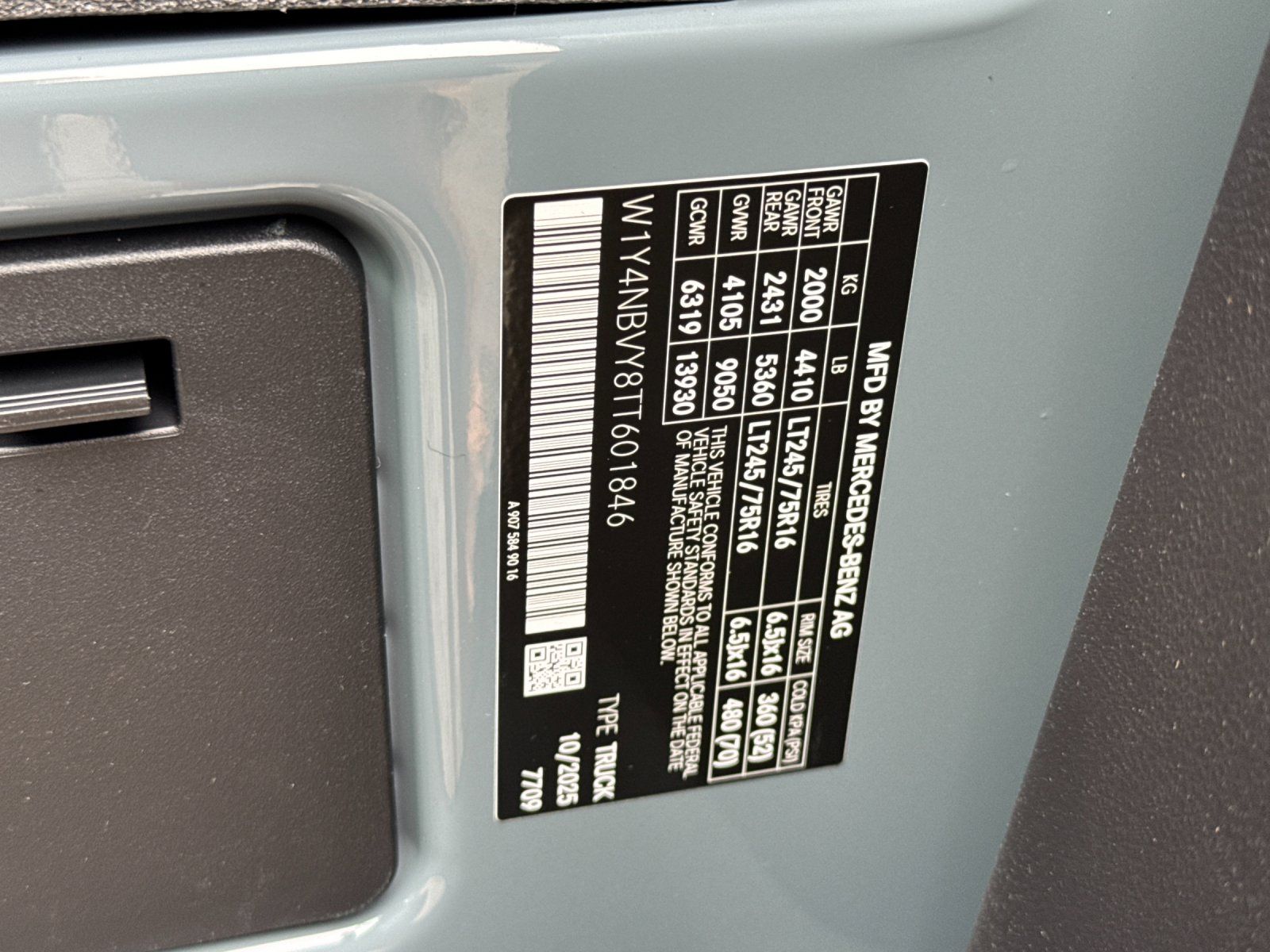 new 2026 Mercedes-Benz Sprinter 2500 car