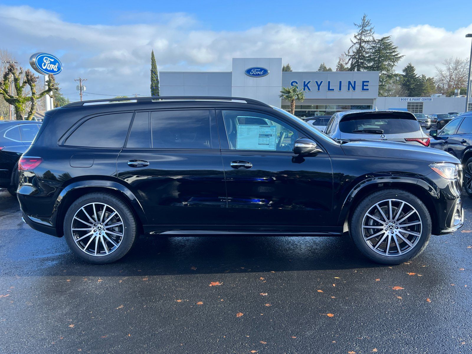new 2025 Mercedes-Benz GLS car