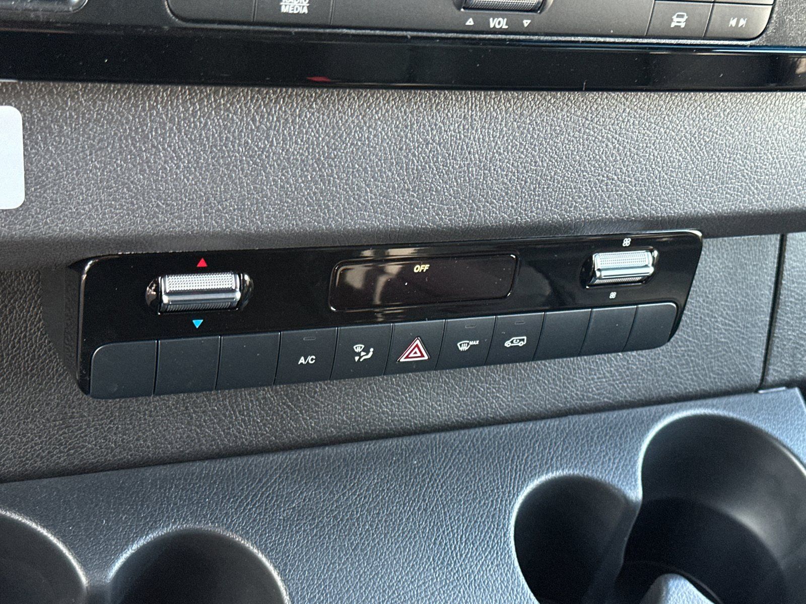 new 2026 Mercedes-Benz Sprinter 2500 car