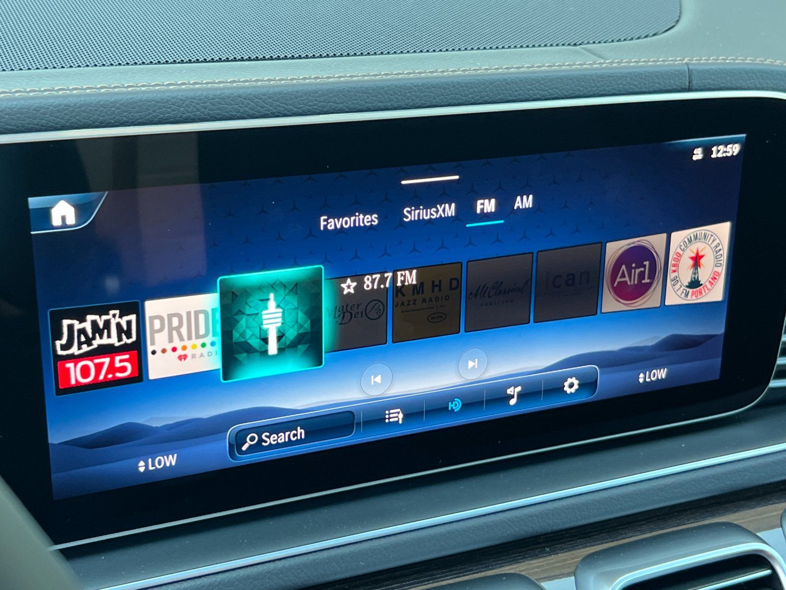 new 2025 Mercedes-Benz GLS car