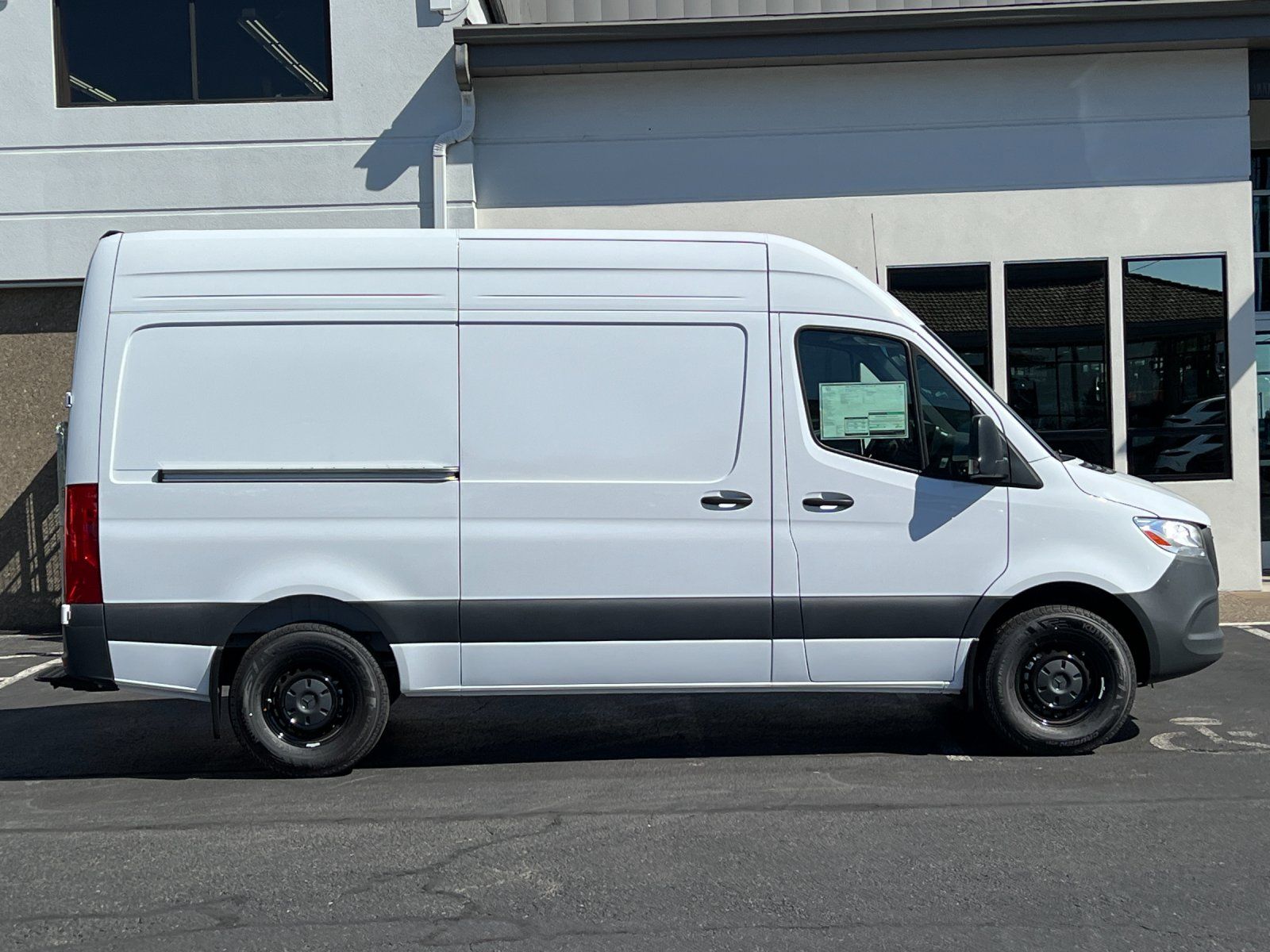 new 2025 Mercedes-Benz Sprinter 2500 car