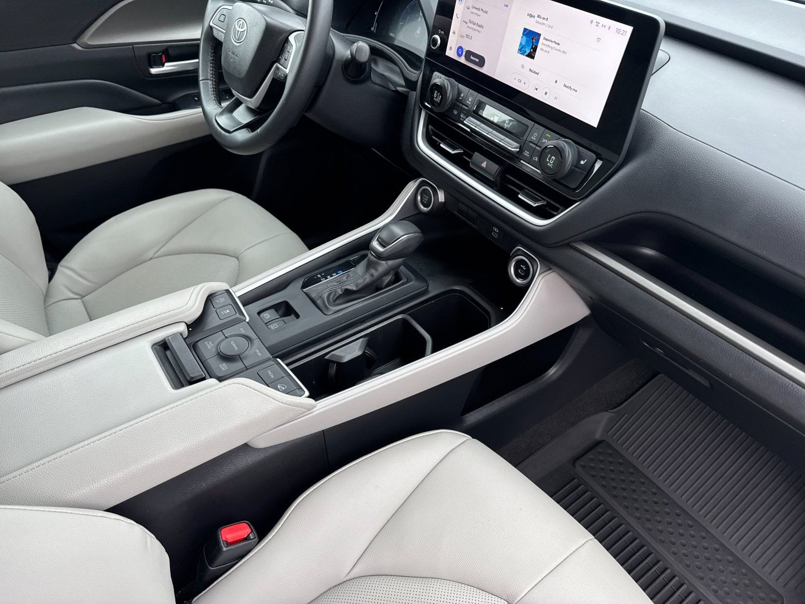 used 2024 Toyota Grand Highlander car, priced at $45,498