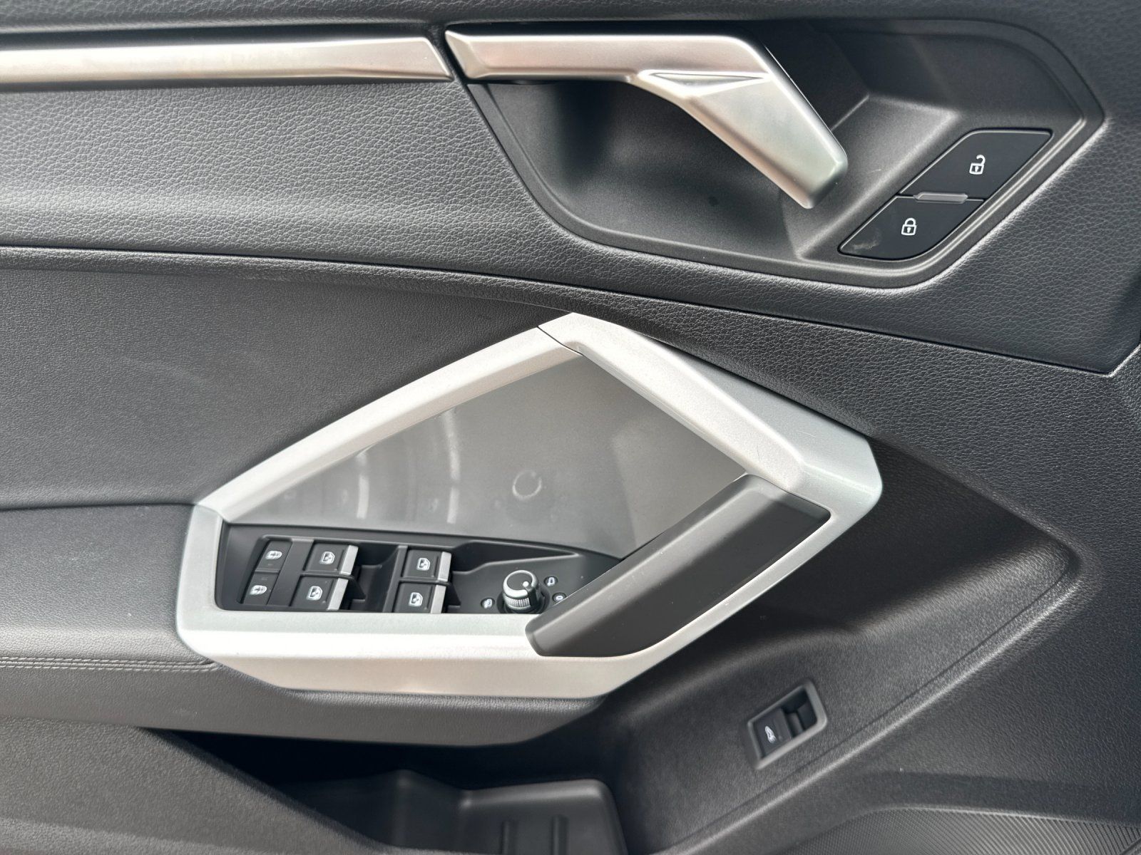 used 2025 Audi Q3 car, priced at $32,998