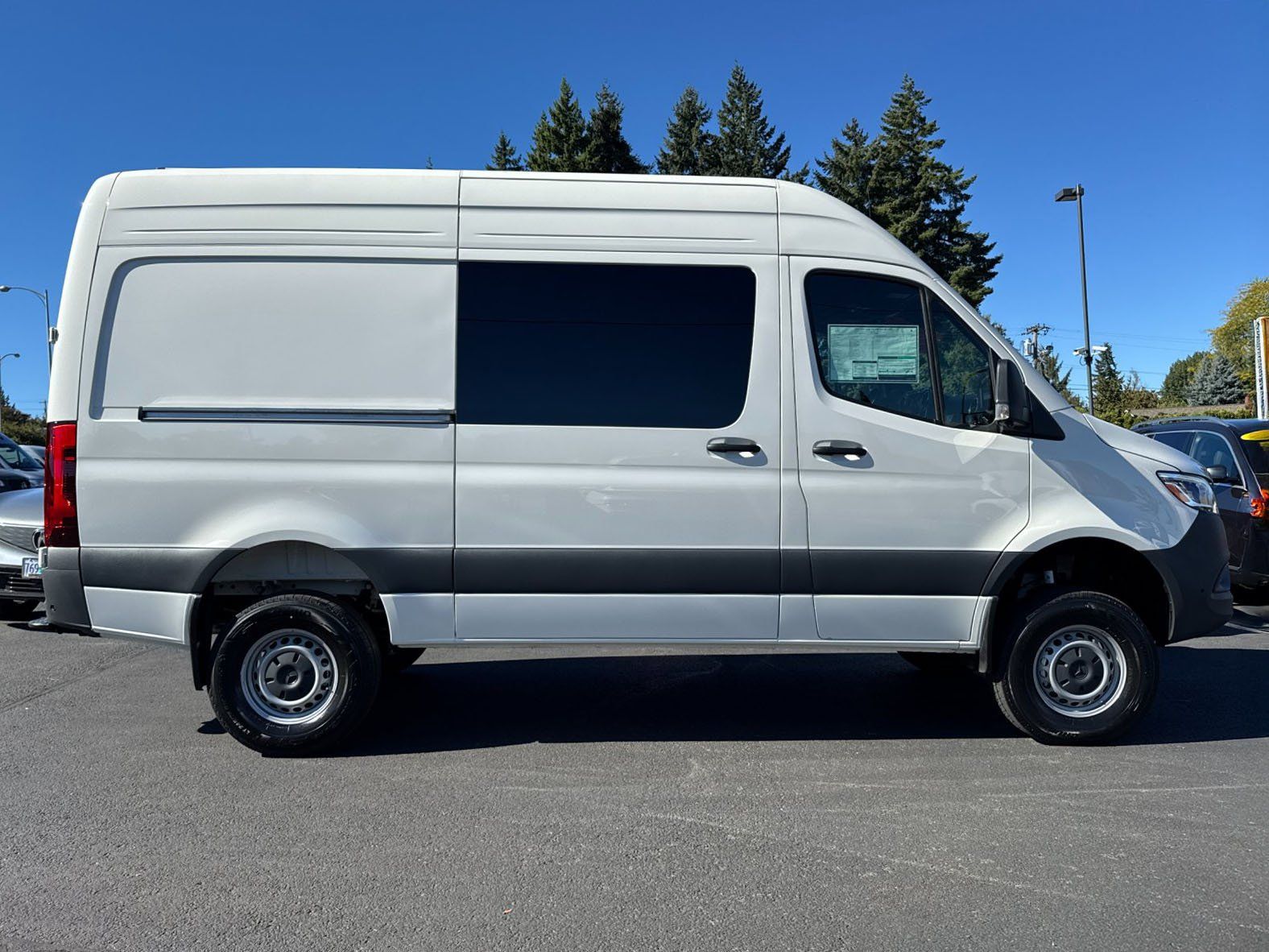 new 2025 Mercedes-Benz Sprinter 2500 car