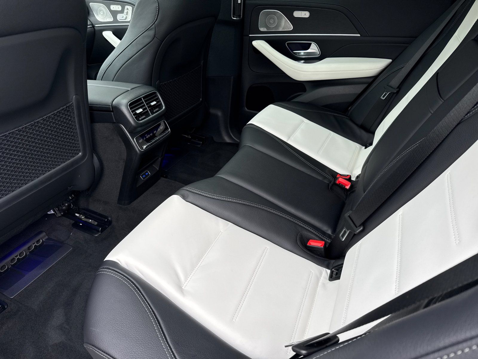 new 2026 Mercedes-Benz GLE car