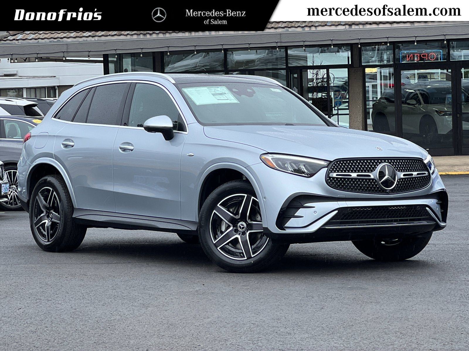 new 2025 Mercedes-Benz GLC car