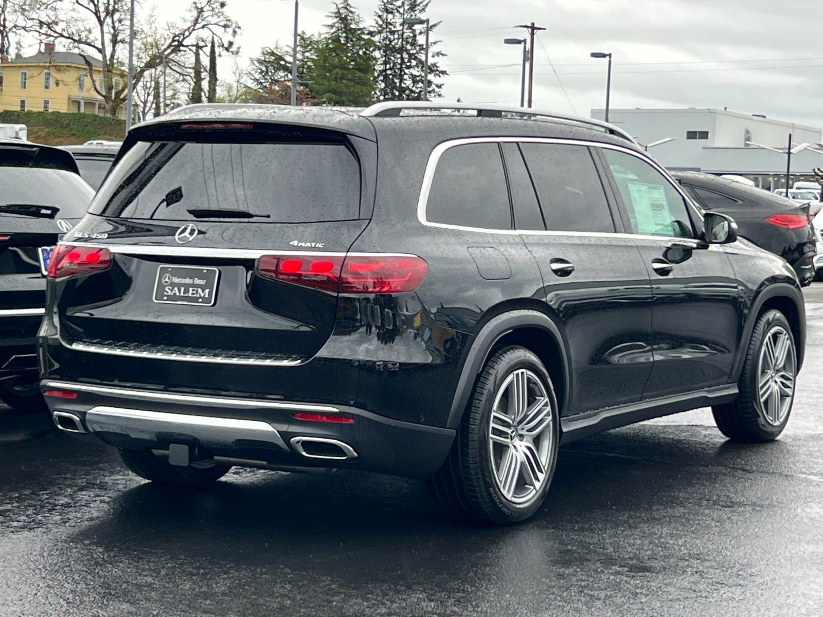 new 2025 Mercedes-Benz GLS car