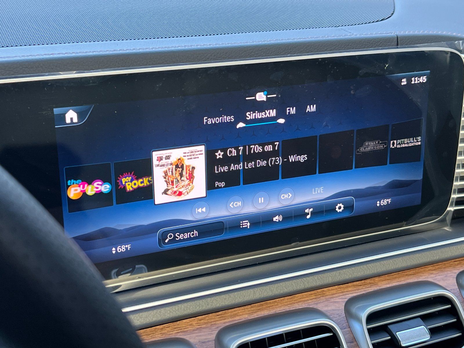 new 2025 Mercedes-Benz GLS car