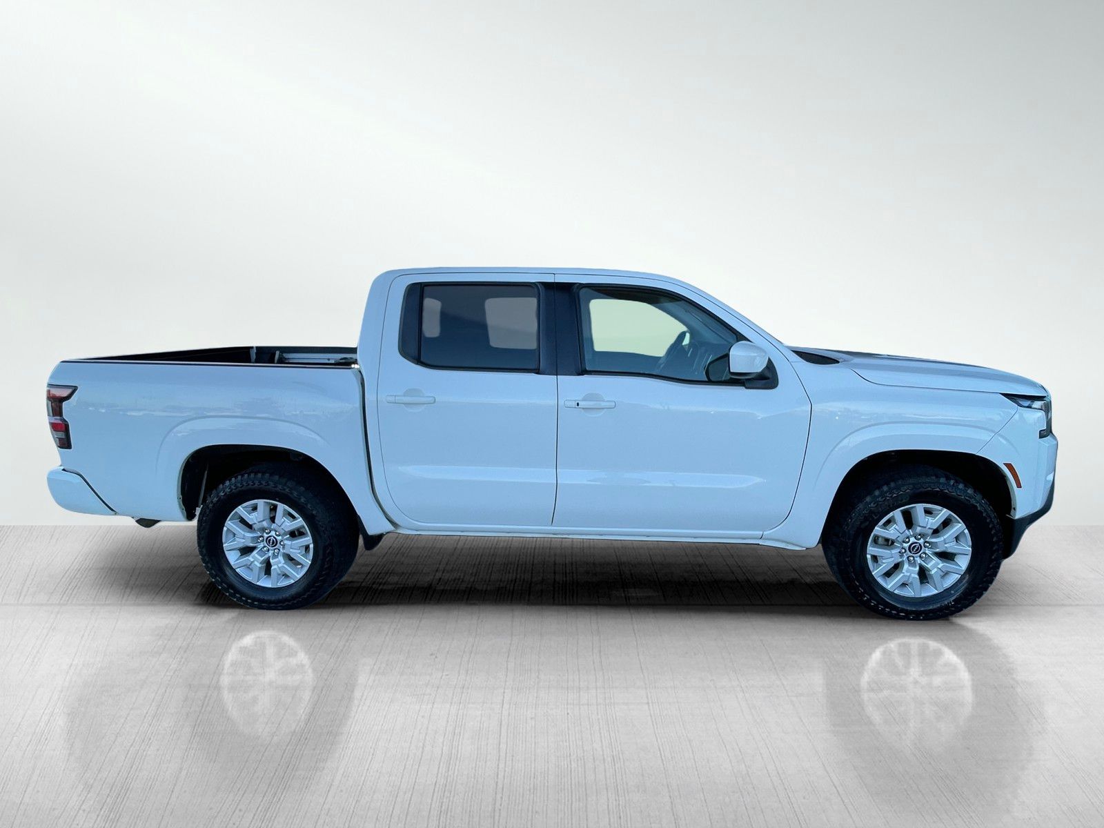 used 2022 Nissan Frontier car, priced at $27,492