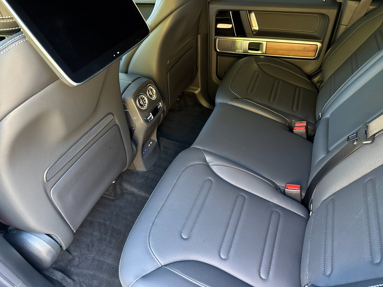 new 2025 Mercedes-Benz G-Class car