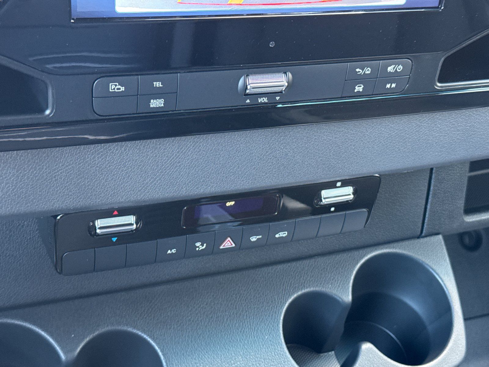 new 2025 Mercedes-Benz Sprinter 2500 car