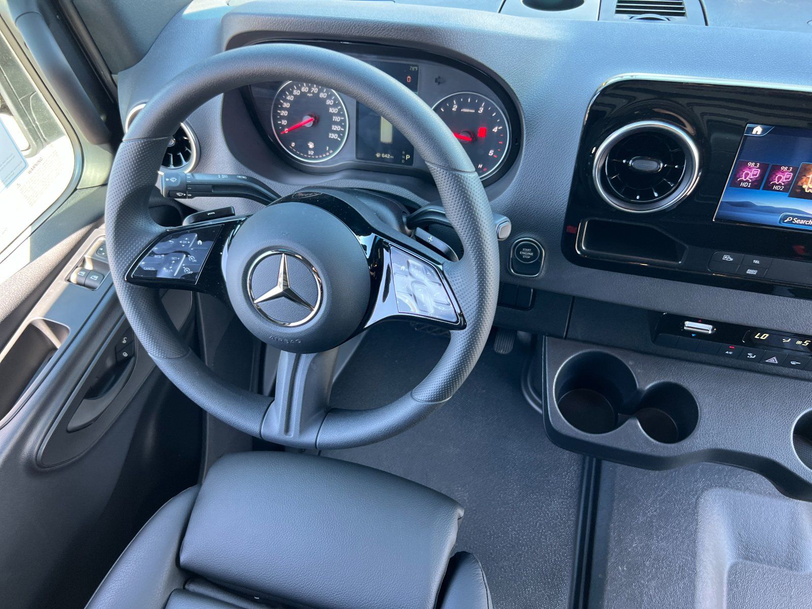 new 2025 Mercedes-Benz Sprinter 2500 car