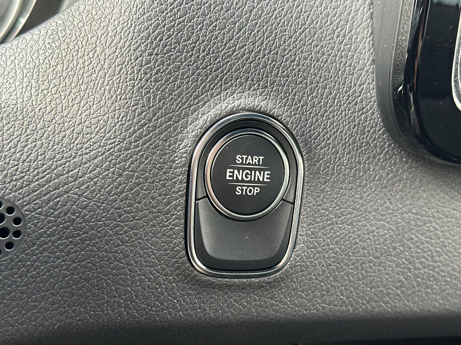 new 2025 Mercedes-Benz Sprinter 2500 car