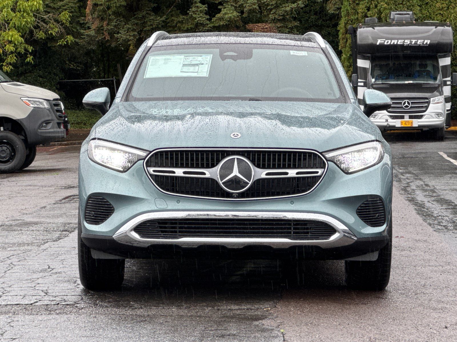 new 2025 Mercedes-Benz GLC car