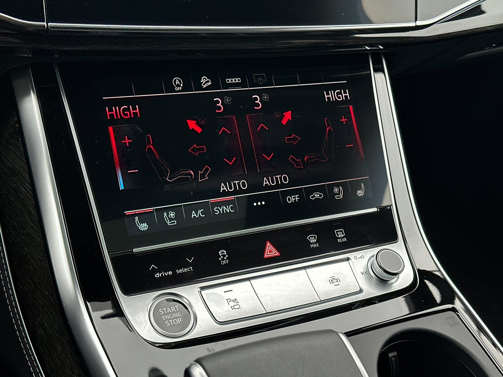 used 2025 Audi Q7 car, priced at $62,990