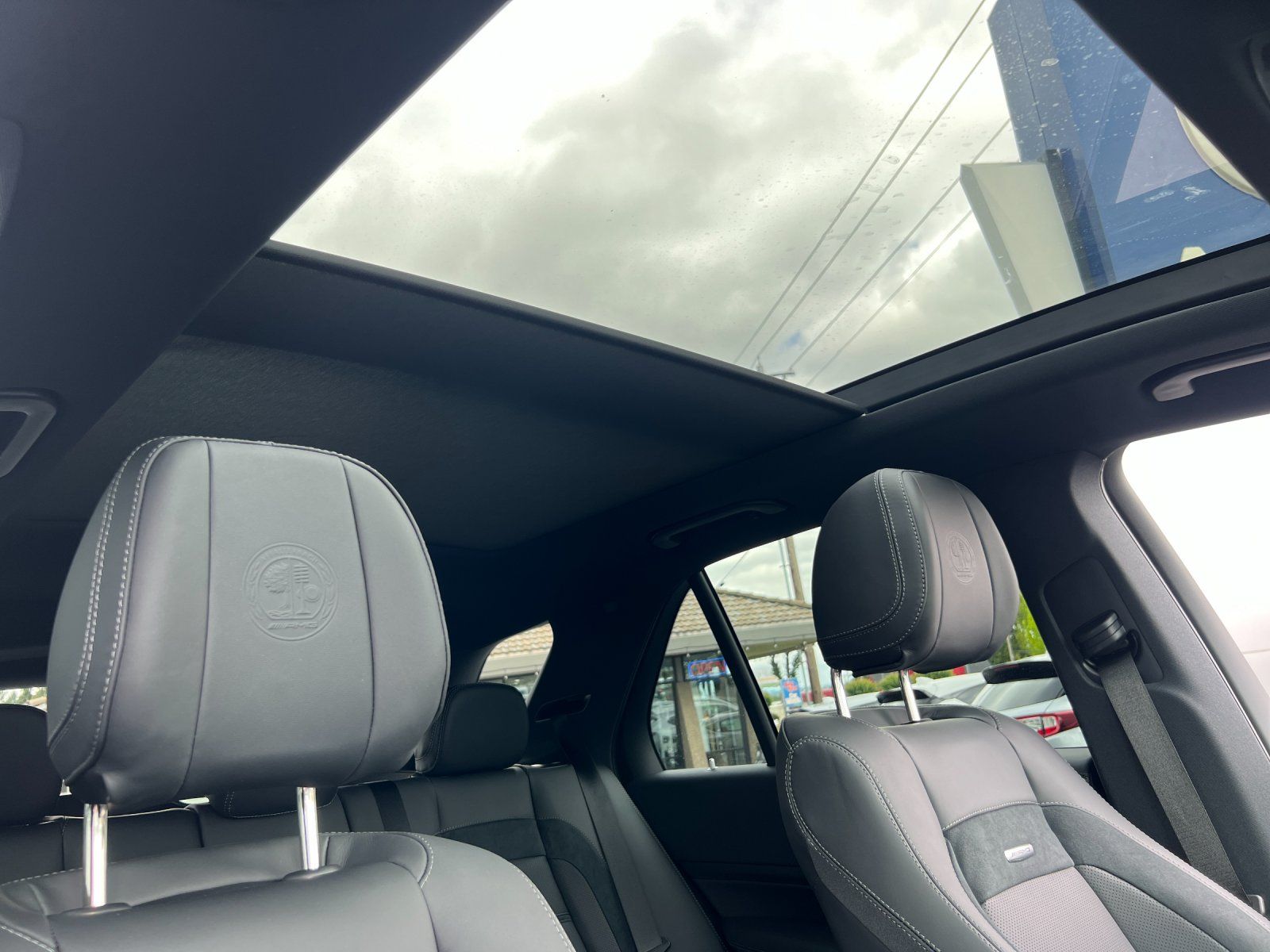 new 2025 Mercedes-Benz GLE car