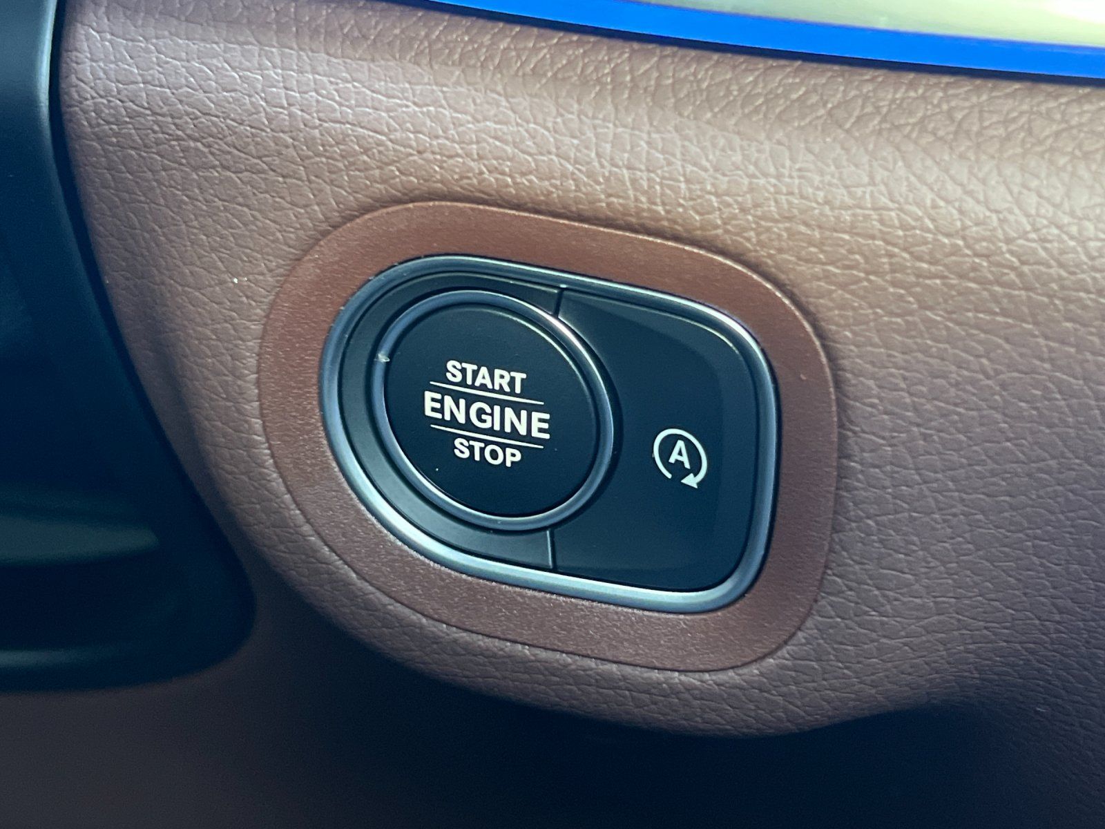 new 2025 Mercedes-Benz GLS car